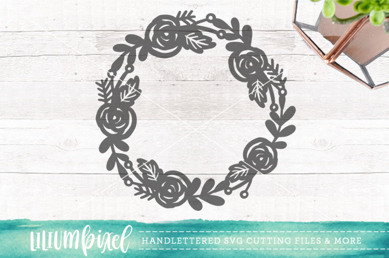 Download Floral Wreath / SVG PNG DXF By Lilium Pixel SVG ...