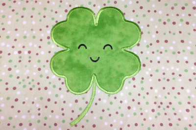 Smiling Clover | Applique Embroidery