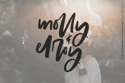 Molly & Elroy - A Bold Handwritten Script Font