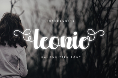 Leonie Script Font