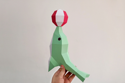 DIY Dolphin with ball - 3d papercraft