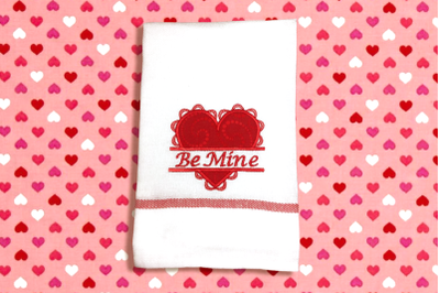 Lacy Valentine&#039;s Day Heart Split | Applique Embroidery