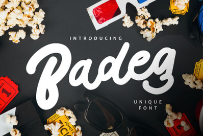 Badeg - Unique Font