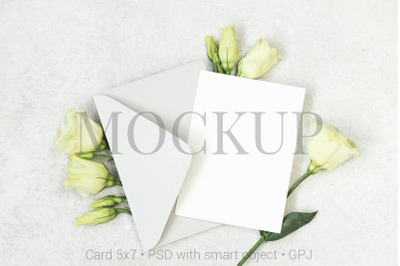 Mockup card with flowers &amp; FREE BONUS