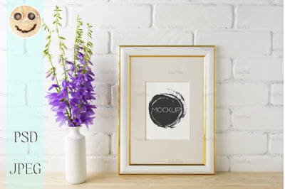 Frame mockup with bluebells bouquet