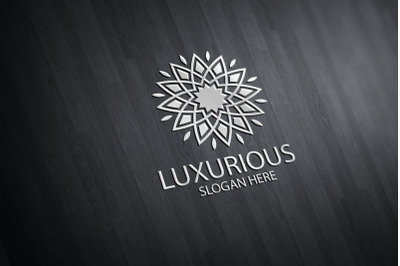 Luxurious Royal Logo 28