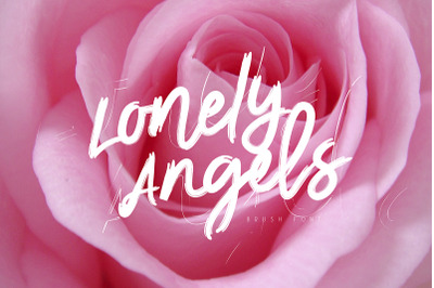 Lonely Angels Brush Font