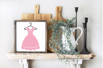 Vintage Dress on Hanger | SVG | PNG | DXF | EPS