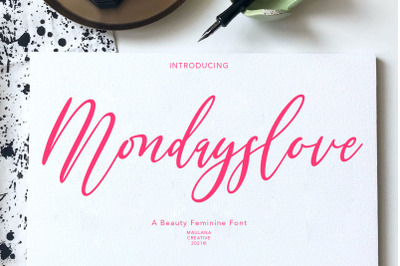 Mondayslove Feminine Signature Font