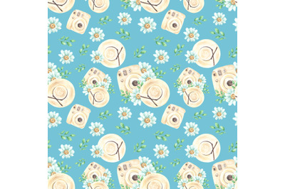 Summer watercolor seamless pattern. Camera, straw hat, daisies