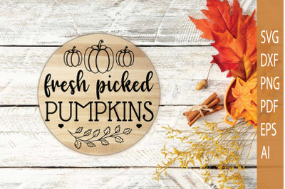 Christmas Door Sign | Fresh Picked Pumpkins