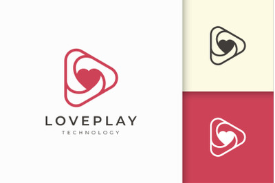 Romance On Love Logo Template