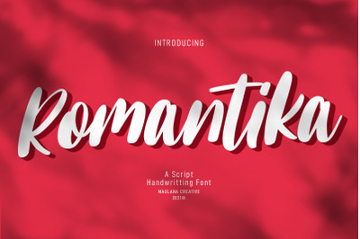 Romantika Handwritten Font