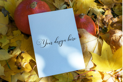 5x7 Autumn Card Mockup. Fall Mockup. Greeting card PSD mockup. Invitat