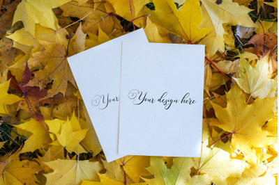 5x7 Autumn Card Mockup. Fall Mockup. Greeting card PSD mockup. Invitat