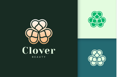 Clover Leaf Logo in Luxury Gold Color