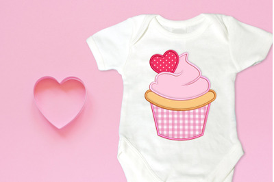 Valentine Cupcake with Heart | Applique Embroidery