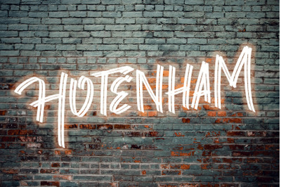 HOTENHAM - Dual Brush Display Font