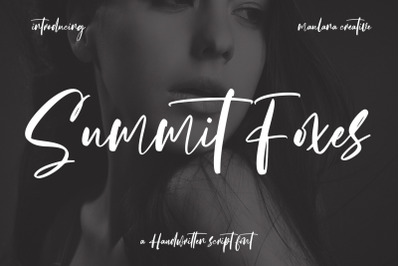Summit Foxes Script Font