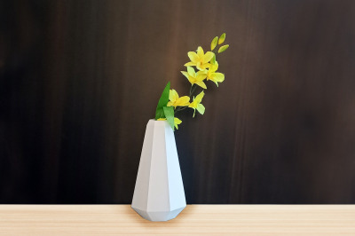 DIY Geometrical Vase  - 3d papercraft