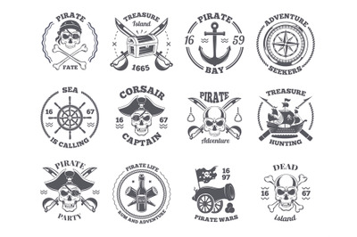 Pirate labels. Marine badges with pirate vintage weapons and elements