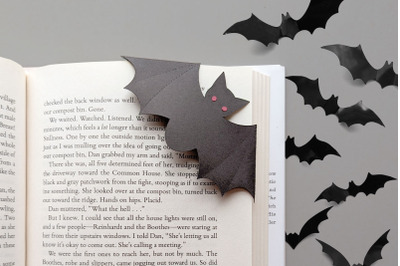 Bat Papercut Corner Bookmark | SVG | PNG | DXF | EPS