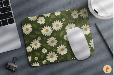 Daisy on green background Mouse Pad