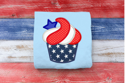 Patriotic Cupcake | Applique Embroidery
