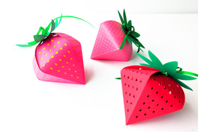 3D Strawberry Box | SVG | PNG | DXF | EPS