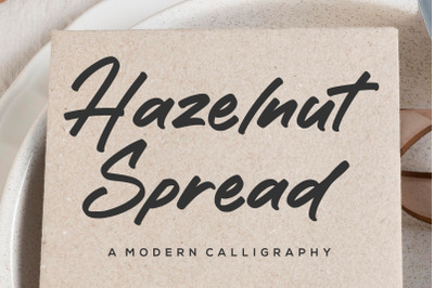 Hazelnut Spread Modern Font