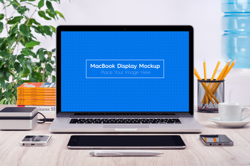 5-workplace-macbook-display-mockups