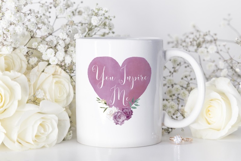 mug-mockup-white-roses