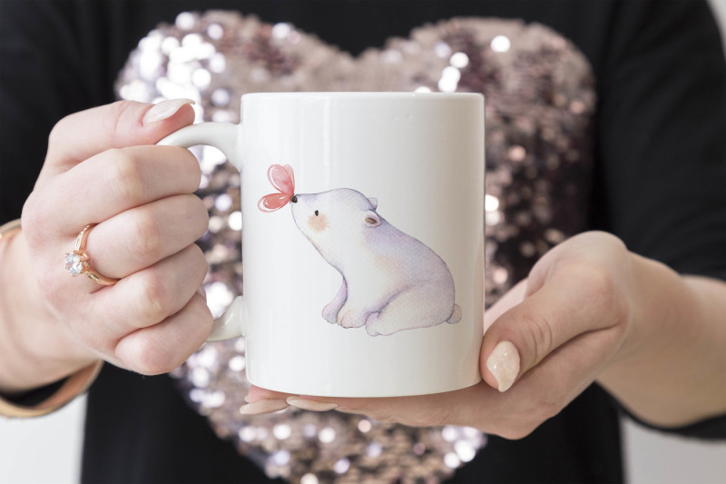 mug-mockup-woman-holding-mug