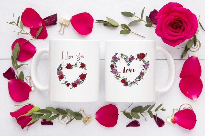 double-mug-mockup-red-roses