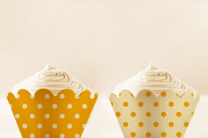 yellow-polka-dots-cupcake-wrappers-printable