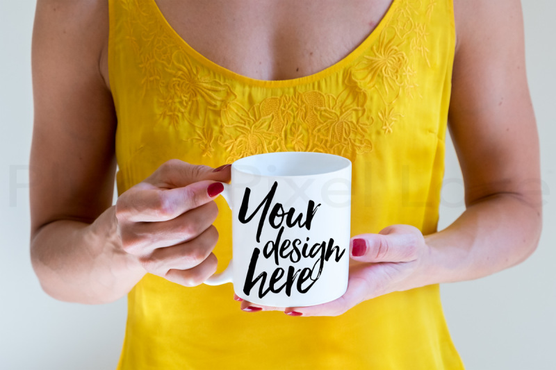 2-styled-stock-mug-mock-ups