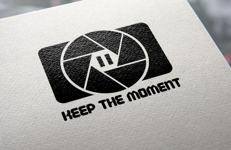 keep-the-moment-logo-template