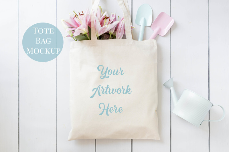 tote-bag-mockup-spring-gardening