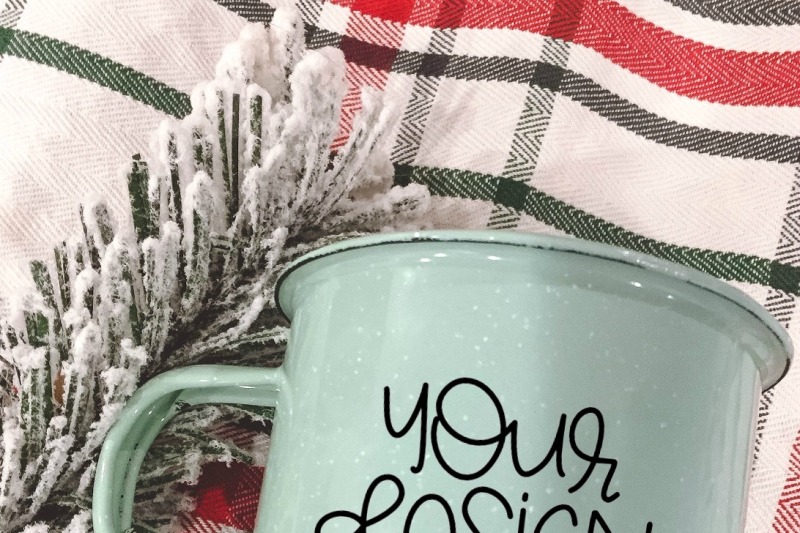 christmas-camper-coffee-mug-mock-up