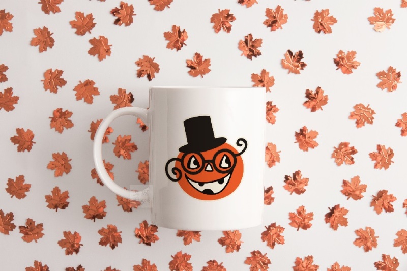autumn-fall-coffee-mug-mockup-white-cup-mock-up-psd-halloween-mockups