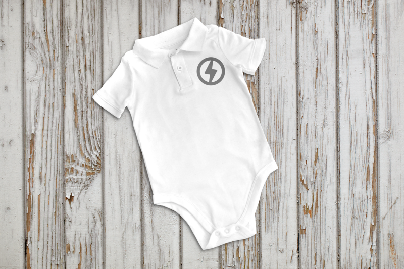baby-clothes-photoshop-mock-up
