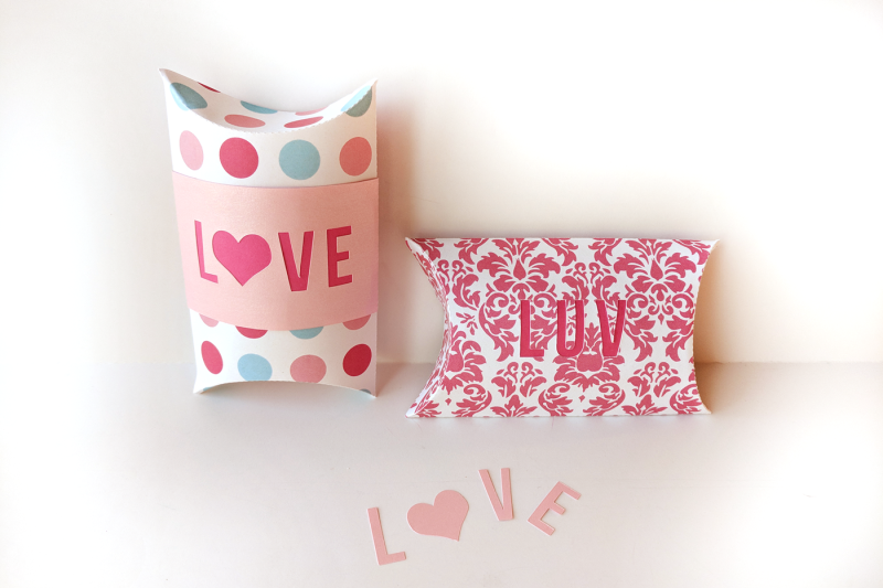 valentine-039-s-day-love-and-hearts-pillow-box-svg-png-dxf