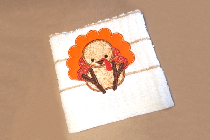 cute-thanksgiving-turkey-applique-embroidery