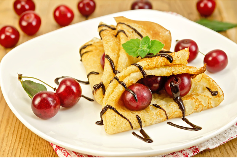pancakes-with-cherry-and-chocolate