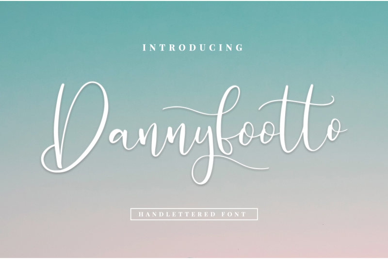 dannyfootto-handlettered-font