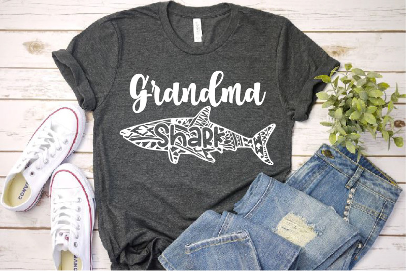 grandma-shark-tattoo-svg-mandala-zentangle-family-birthday-1333s