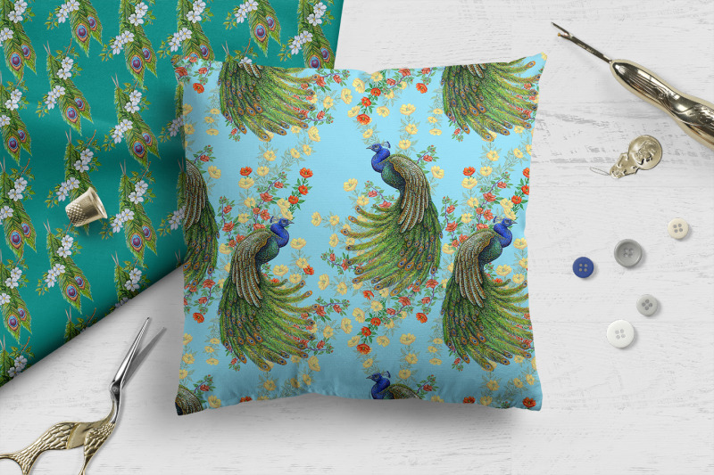 peacocks-seamless-pattern