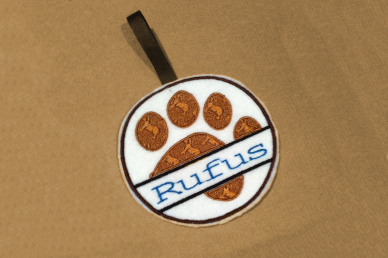 puppy-paw-print-split-christmas-ornament-ith-applique-embroidery