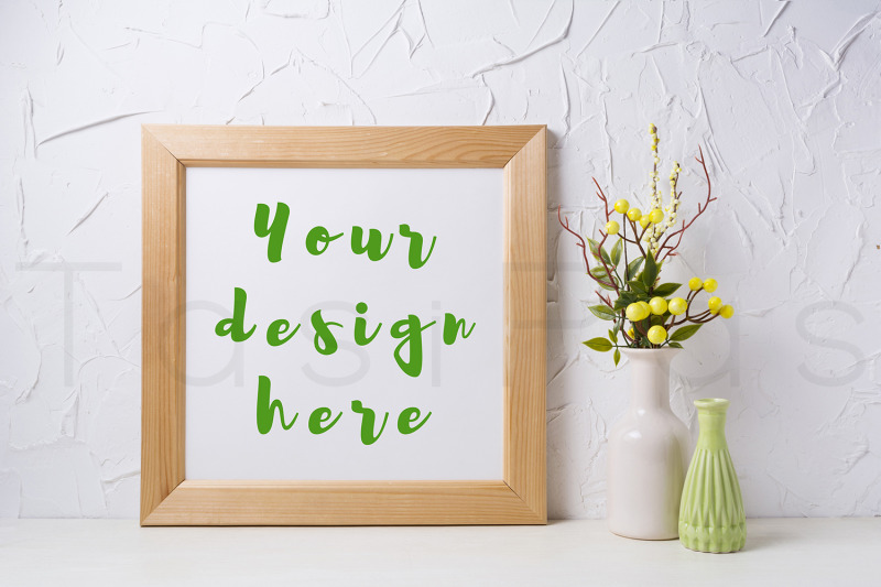 wooden-square-frame-mockup-with-yellow-decoration