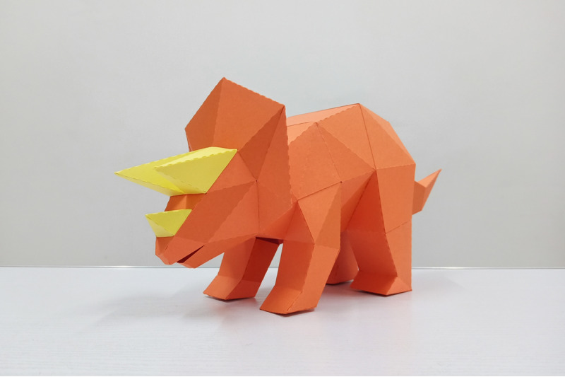 diy-triceratops-3d-papercraft